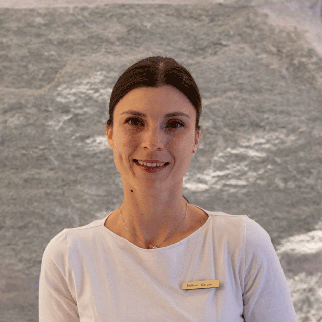 BETTINA KERBER – Verkäuferin, Spa Boutique